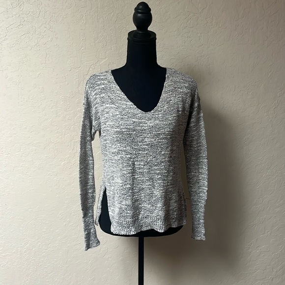 Hollister Gray V-Neck Sweater - Picture 1 of 6